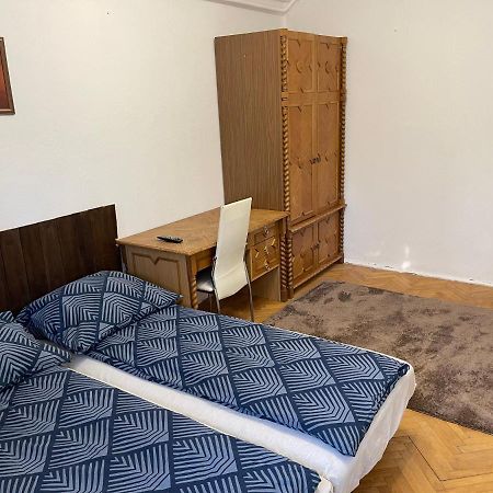 Szimpla Apartman Appartamento Miskolc Esterno foto